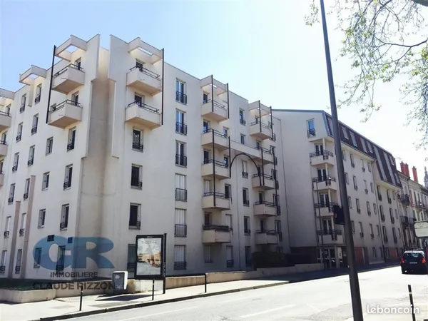 CENTRE GARE - F1B LOUÉ à vendre