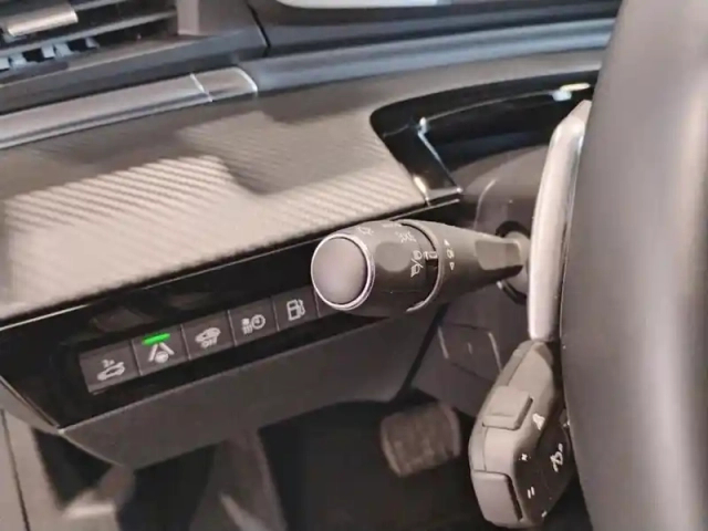 Peugeot 508 hybrid 180 e-eat8 allure — photo 17