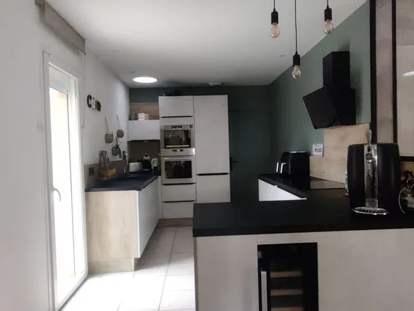 Maison familiale avec piscine