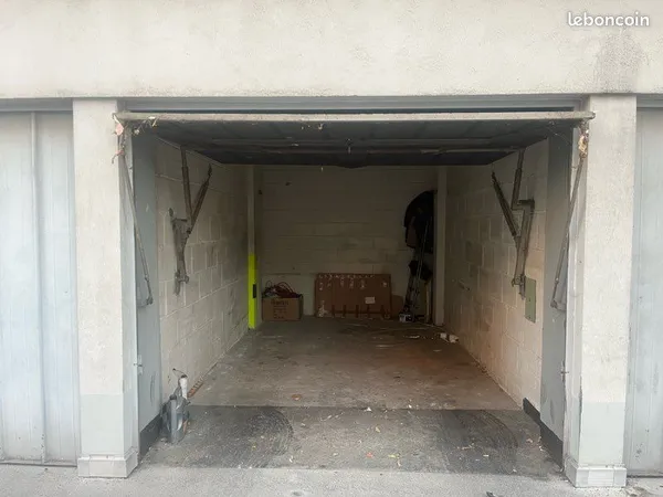 Stockage Location Clichy  18m² 200€