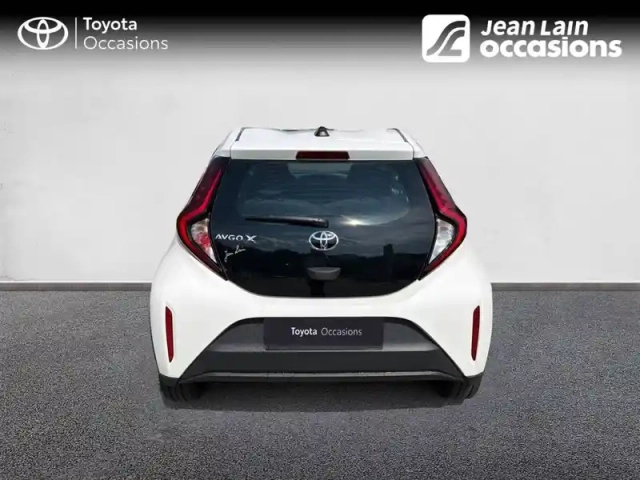 Toyota Aygo x 1.0 vvt-i 72 s-cvt — photo 6