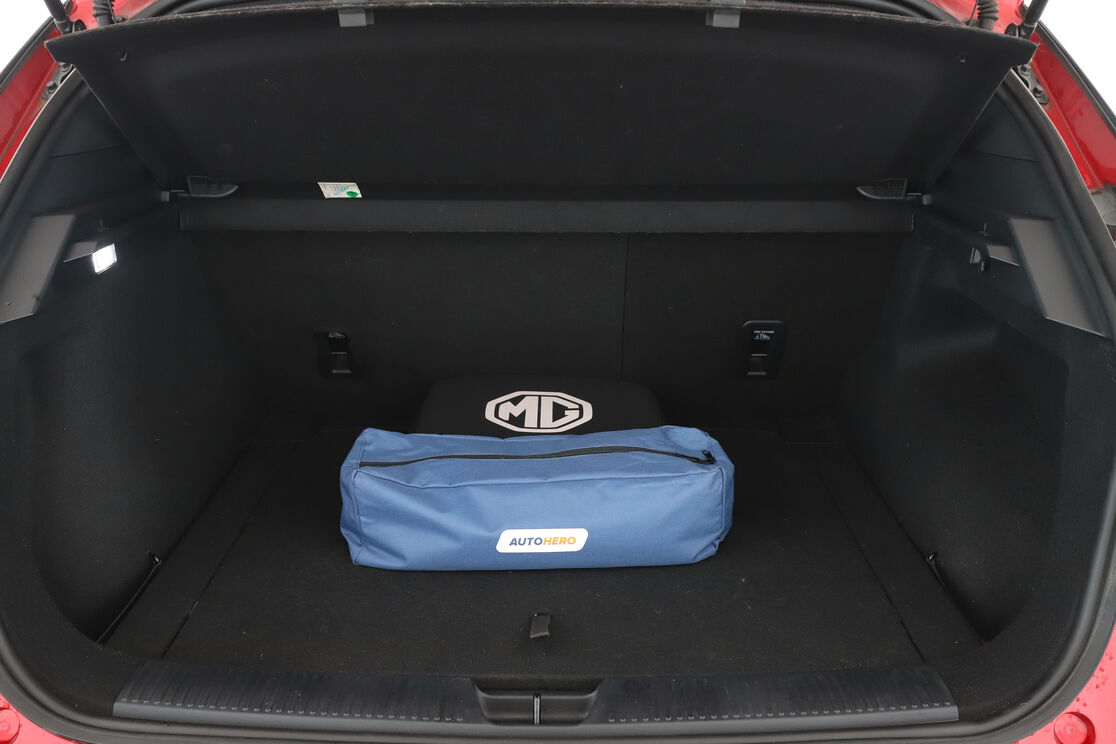 MG 4 EV 64kWh -150 kW 2WD Luxury — photo 16
