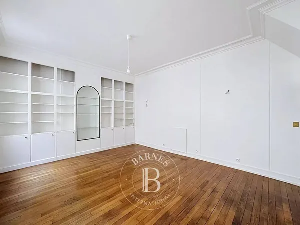 Appartement 2 pièces 63 m²