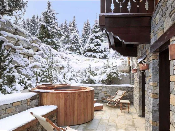 Chalet 4 pièces 315 m²
