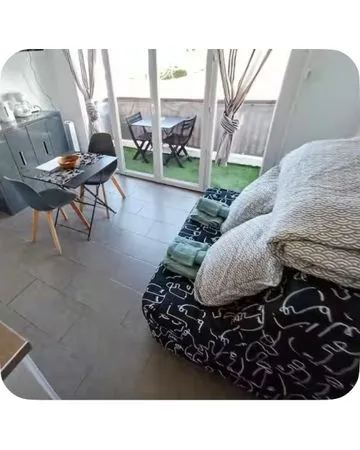 Studio plage a 250 mètre