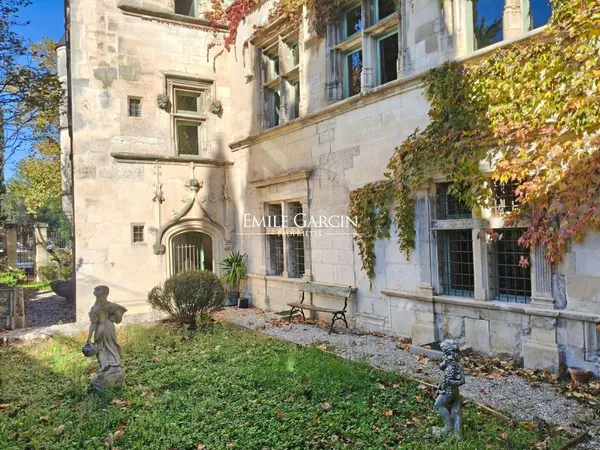 Hôtel 8 pièces 590 m²