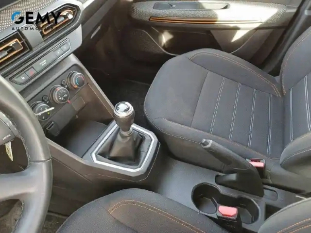Dacia Sandero eco-g 100 - 22 — photo 12