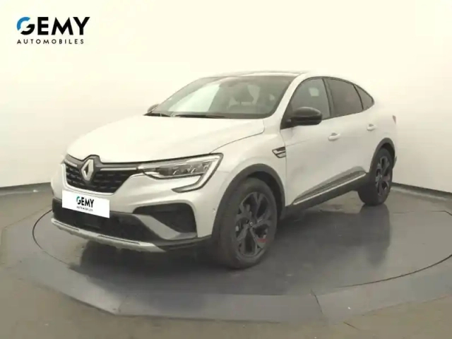 Renault Arkana e-tech 145 - 21b
