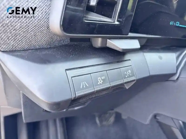 Renault Megane e-tech ev60 220 ch super charge — photo 15