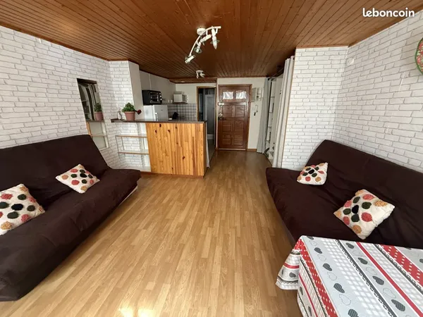 Studio 1 pièce 28 m²