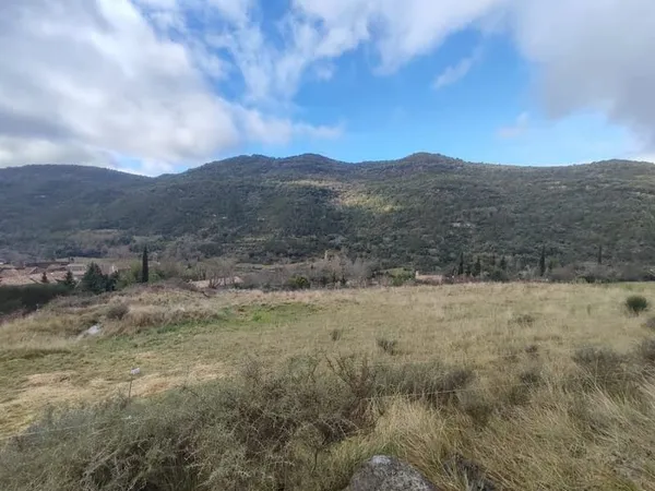 Terrain 2347 m²