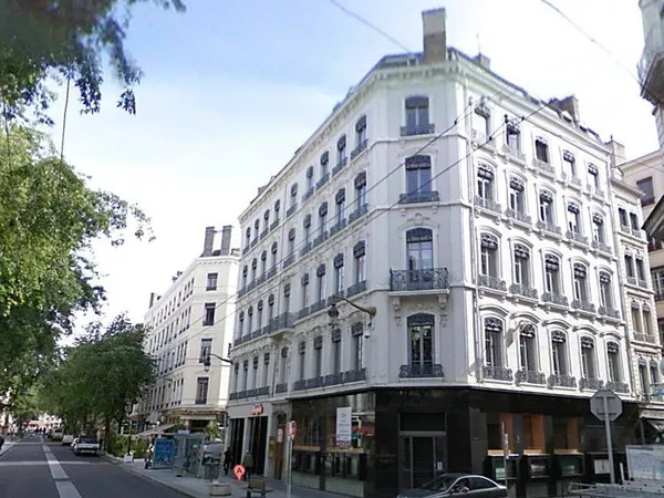 Bureau 174 m²