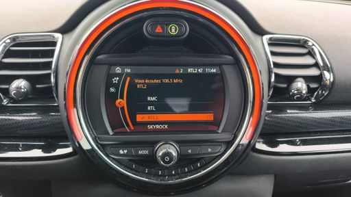 Mini Clubman 2.0 d Cooper 150 BVA6 - Canonbury – 2020 – 116595 km – Diesel – Boîte Automatique — photo 37
