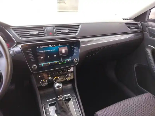 Skoda Superb combi 2.0 tdi 150 scr dsg7 — photo 10