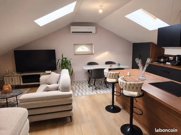 🏡 À LOUER - Appartement meublé haut de gamme de 65 m², rénové et climatisé - À 15 min de Pont-à-Mous