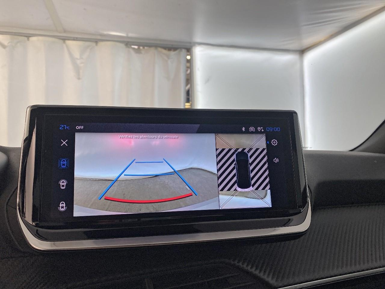 Peugeot 2008 hybrid 145 ch e-dcs6 allure — photo 17