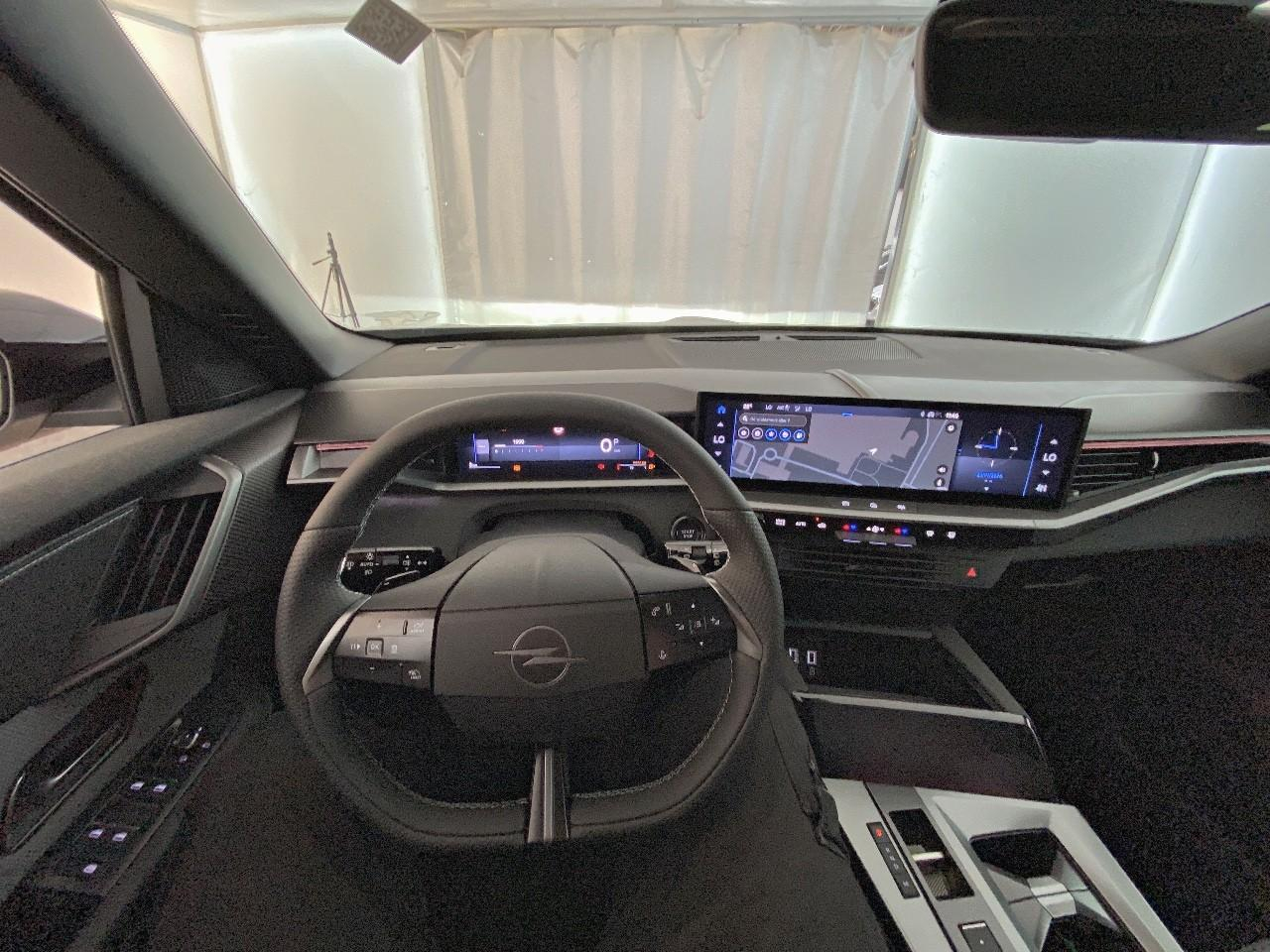 Opel Grandland 1.2 turbo hybrid 145 ch e-dct6 gs — photo 12