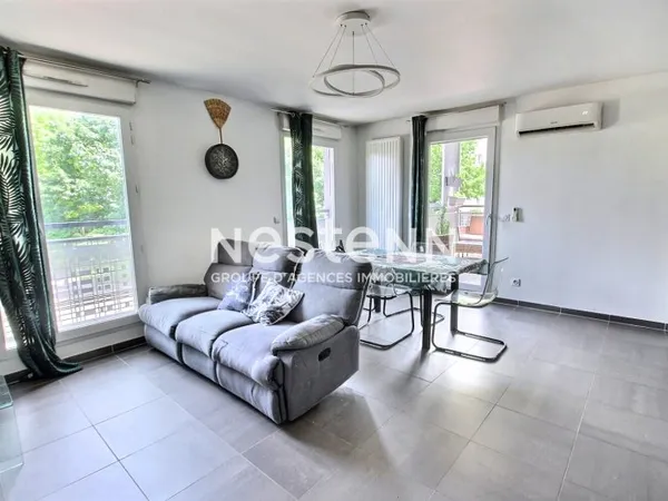 Appartement Venissieux 3 pièce(s) 64 m2