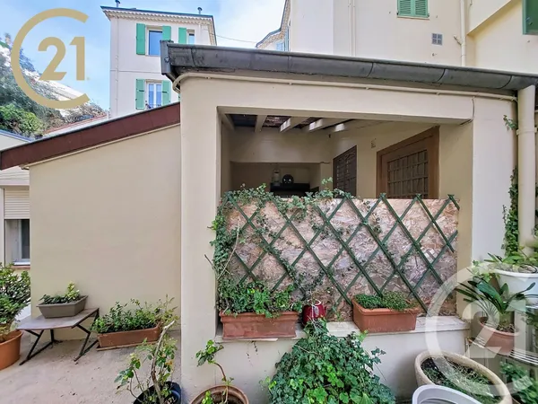 Appartement 4 pièces 77 m²