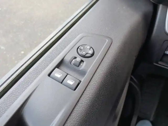 Peugeot Expert e- fgn m electrique 100kwh (136ch) batterie 75 kwh — photo 19