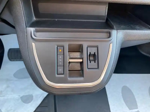Opel Vivaro fourgon fg xl 2.0 bluehdi 145ch s&amp;s cabine approfondie fixe eat8 — photo 8