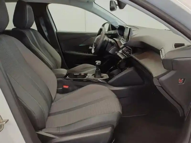 Peugeot 208 1.2 puretech 100ch s&amp;s allure 118g — photo 10