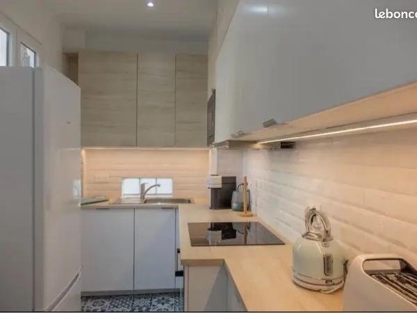 Bel Appartement rénové avec 2 chambres