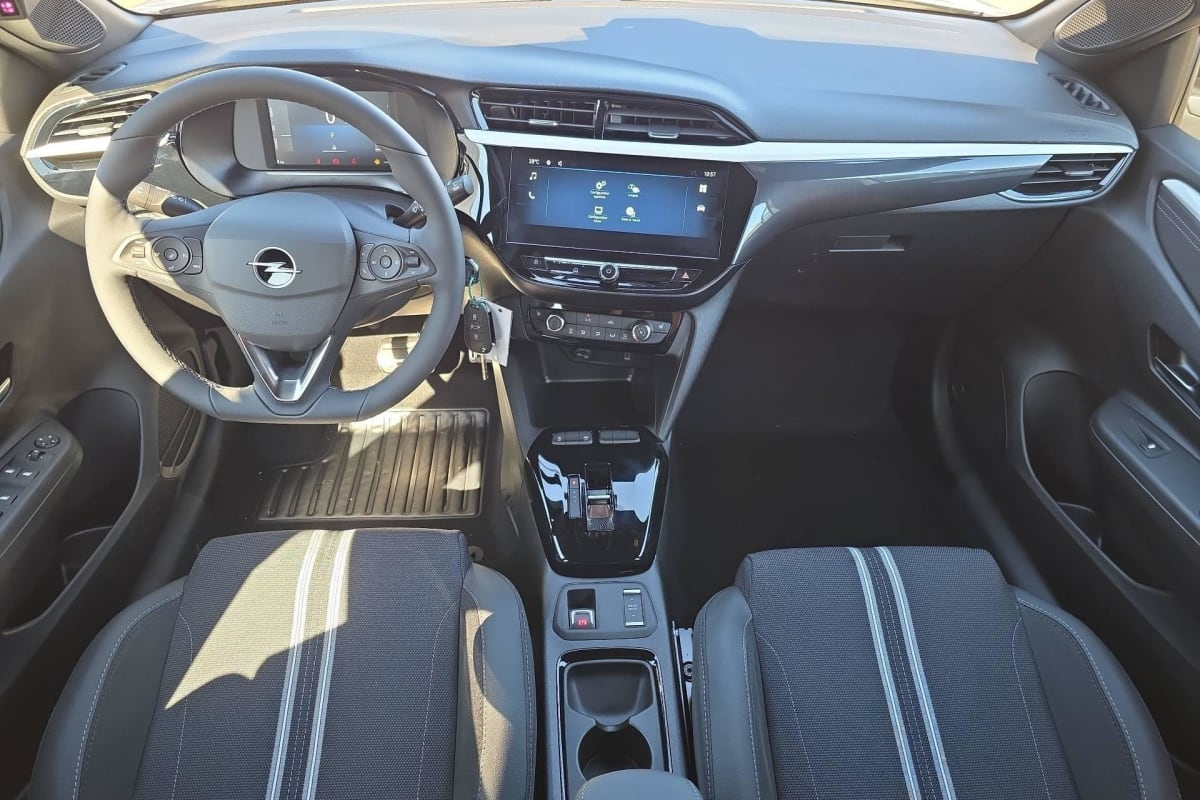 Opel Corsa — photo 12