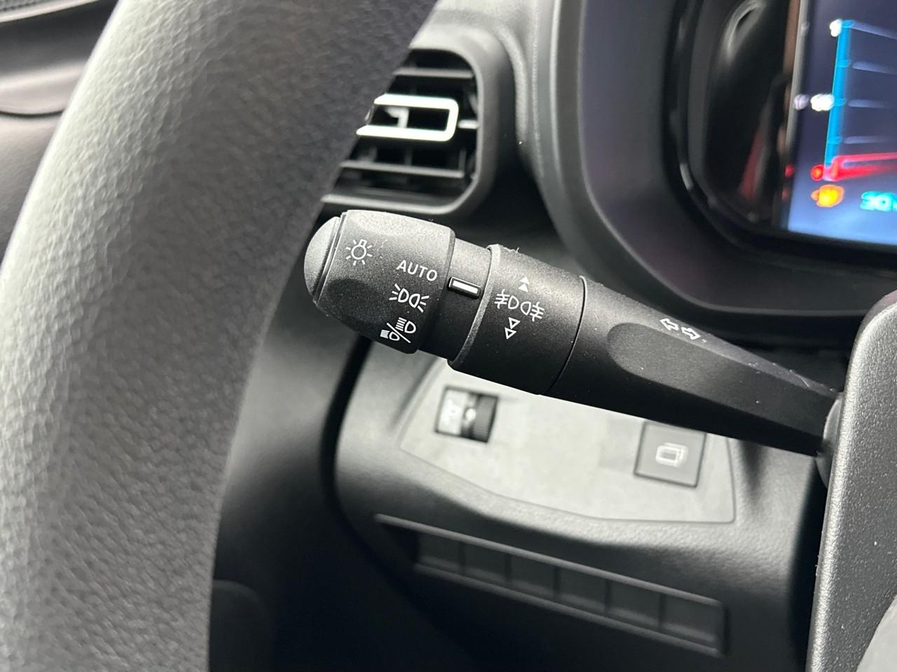 Citroën Berlingo van m diesel 100 ch manuelle — photo 18