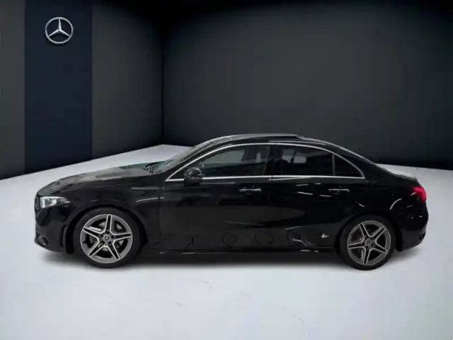 Mercedes Classe A 200 d berline amg line — photo 2