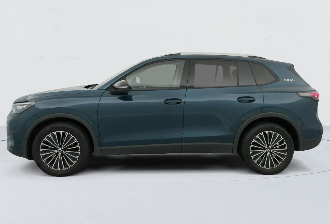 Volkswagen Tiguan — photo 2