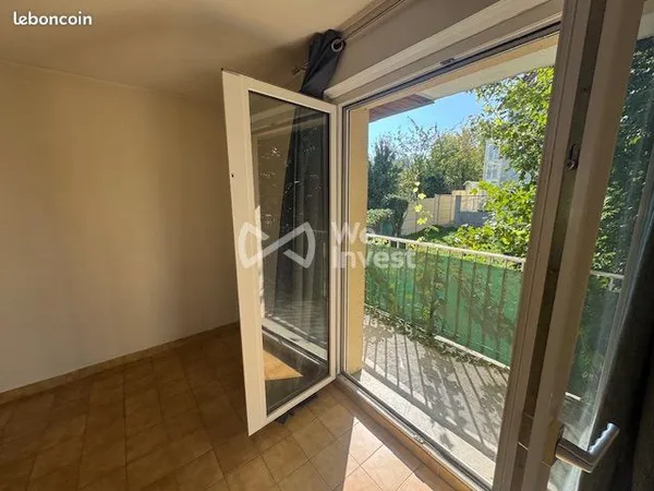 Studio 1 pièce 29 m²