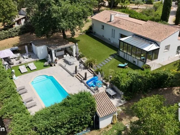 Villa 5 pièces 150 m²