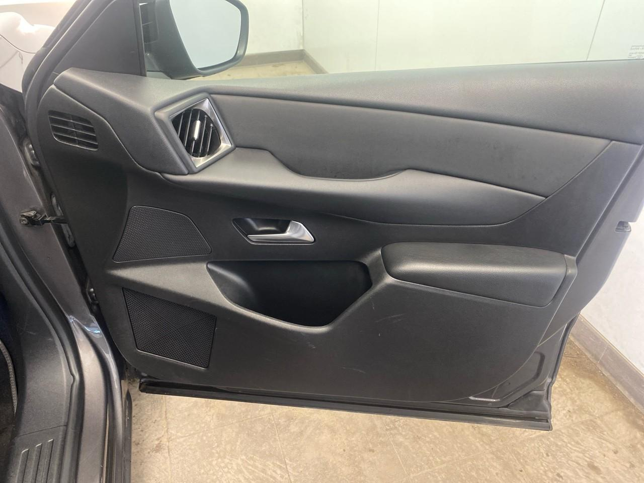 Ds Ds 3 crossback bluehdi 130 eat8 faubourg — photo 25