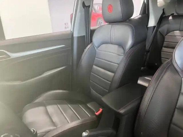 Mg Zs 1.5 vti-tech 106ch luxury — photo 11