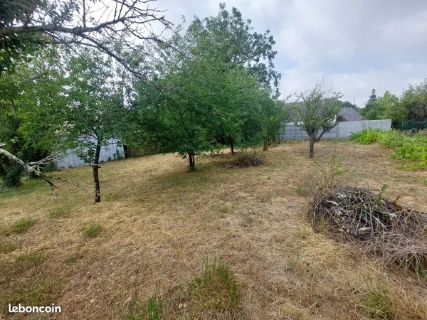 Terrain 705 m² Mehun-sur-Yèvre