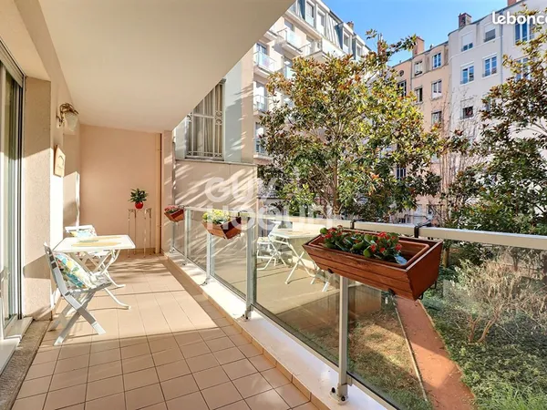 Appartement 4 pièces 91 m²
