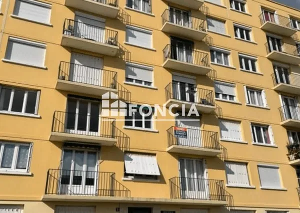 EXCLUSIVITÉ ! T4 DE 68m² LIBRE AVEC PARKING / DREUX LE MURGER / AXE RAPIDE RN12 / ÉCOLES ET COMMERCE