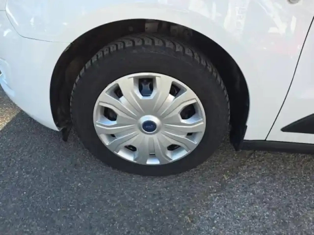 Ford Transit Connect l2 1.0e 100ch e85 trend — photo 9