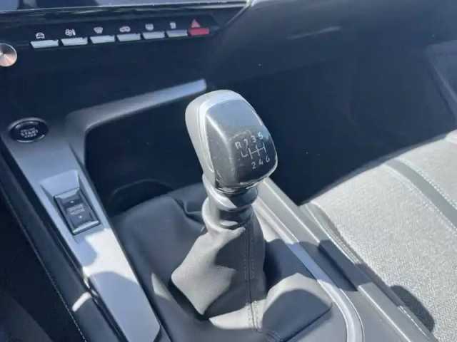 Peugeot 308 puretech 130ch s&amp;s bvm6 — photo 17
