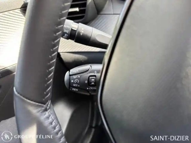 Peugeot 208 1.2 puretech 75ch s&amp;s active — photo 14