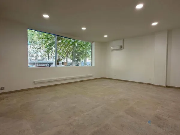 Local commercial 78 m²
