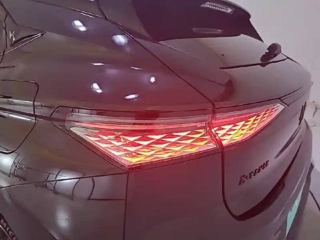 Ds Ds 4 hybride e-tense 225 eat8 — photo 90