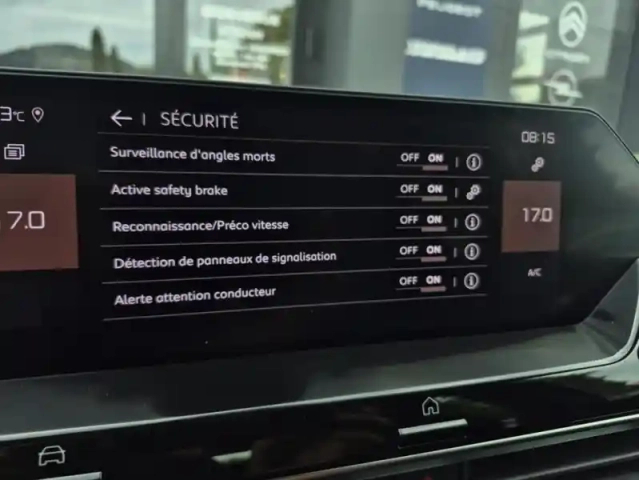 Citroën C4 iii bluehdi 130 s&amp;s eat8 feel pack business — photo 15