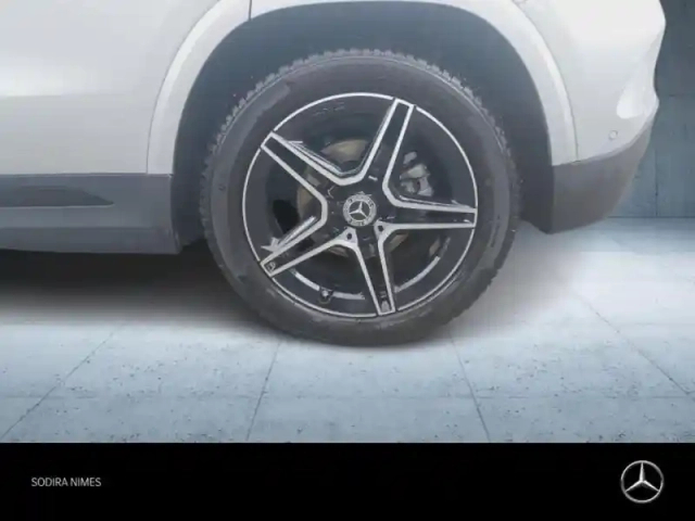 Mercedes Gla 200 d 150ch amg line 8g-dct — photo 11