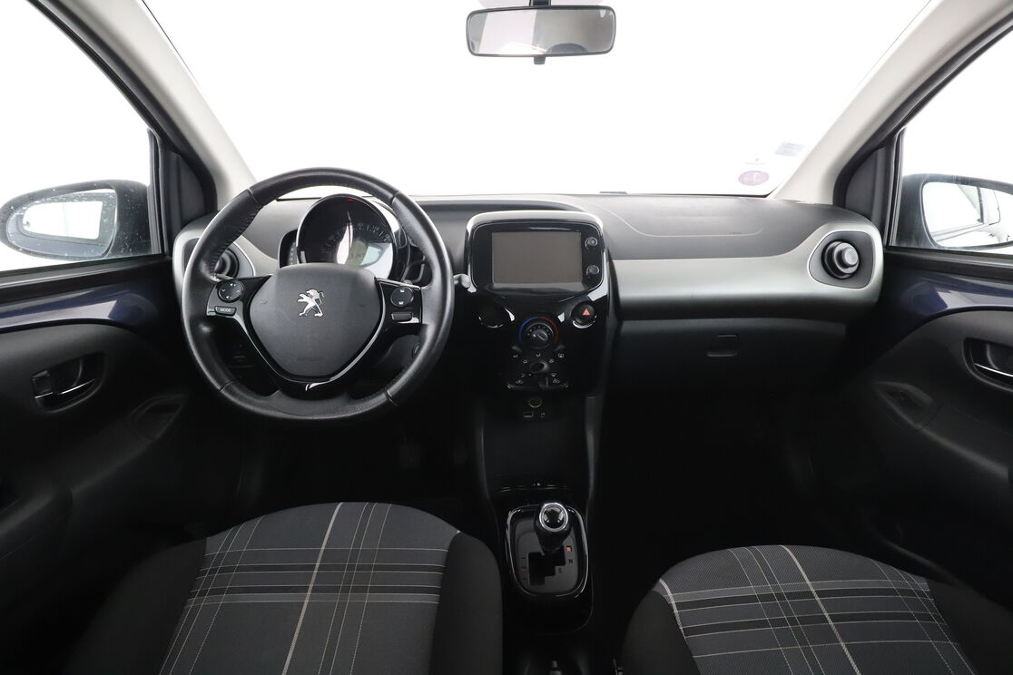 Peugeot 108 1.0 VTi Allure ETG5 — photo 11
