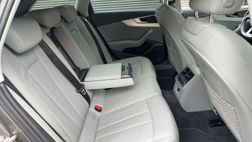 Audi A4 Avant 40 2.0 TDi Mild hybrid S Tronic7 204 Quattro - Avus – 2021 – 140273 km – Hybride diesel – Boîte Automatique — photo 18