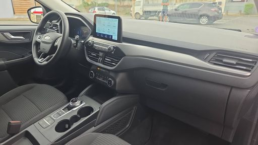 Ford Kuga 2.5 Duratec 190 Flexifuel Hybrid CVT - Titanium – 2023 – 51567 km – Hybride essence bioéthanol – Boîte Automatique — photo 44