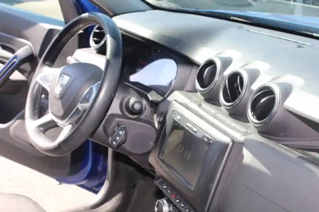 Dacia Duster blue dci 115 4x2 — photo 46