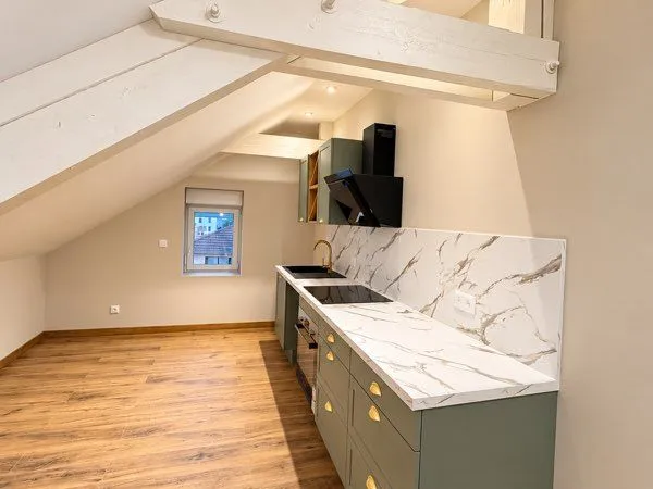 À LOUER - Charmant T2 rénové de 40,6 m² au coeur de Saint-Germain (70200)